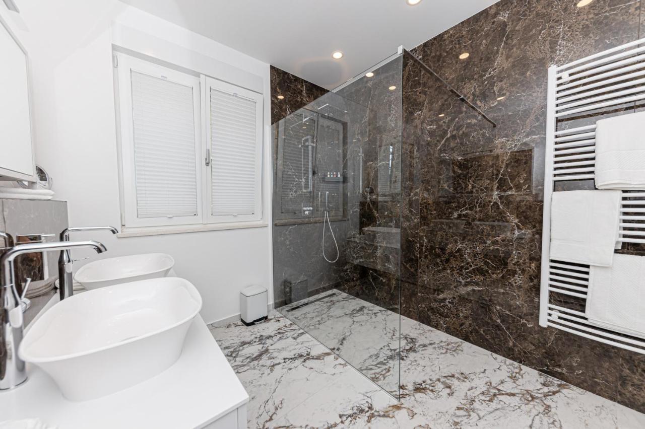 Villa Bella Vista Am Meer Трогир Экстерьер фото
