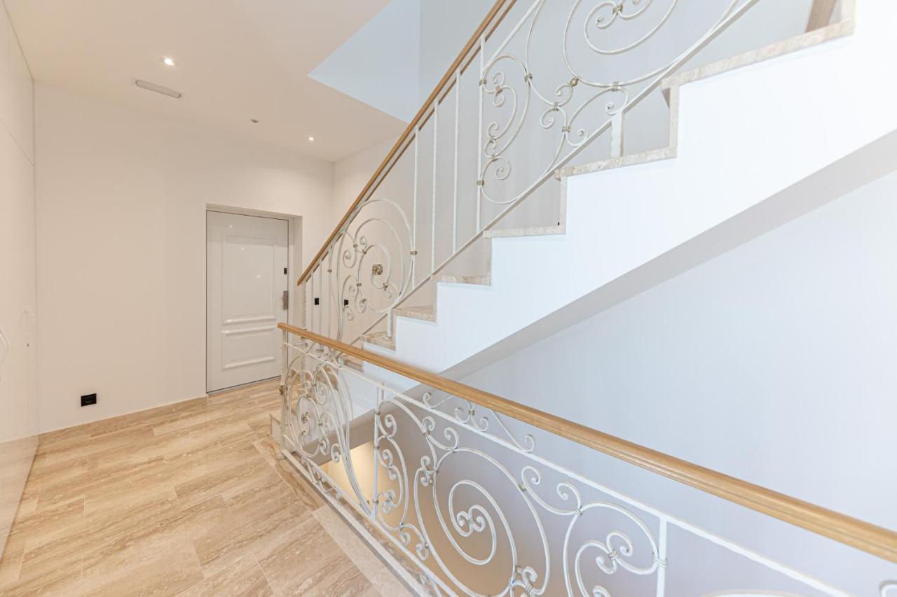 Villa Bella Vista Am Meer Трогир Экстерьер фото