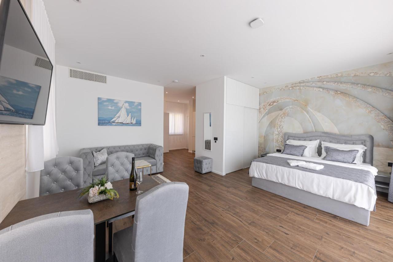 Villa Bella Vista Am Meer Трогир Экстерьер фото